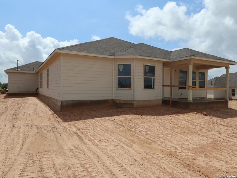 Exterior details and patio area of a home in Hickory Ridge, Elmendorf (Image 17).