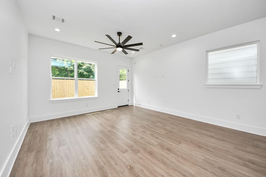 Image 2 of a home in .