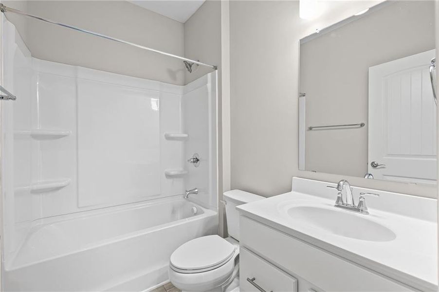 Furnished interior view inside a new home in Laurel Farms, Dallas (Image 10).