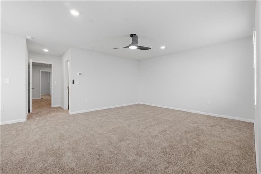 Spacious, unfurnished interior of a new home in Moss Creek, Hogansville (Image 22).