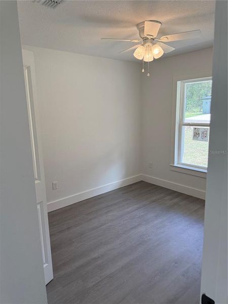 Spacious, unfurnished interior of a new home in , Ocklawaha (Image 8).