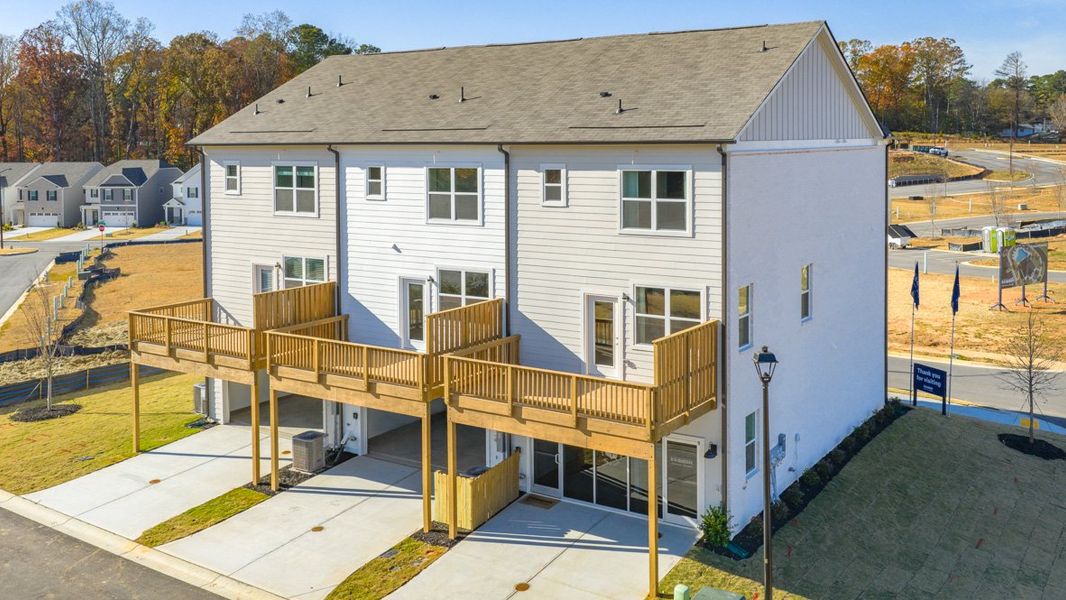 Exterior details and patio area of a home in Mableton Station, Mableton (Image 2).