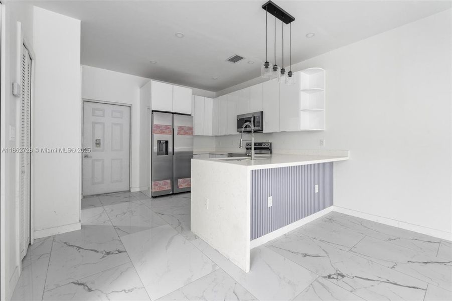 Image 20 of a home in .