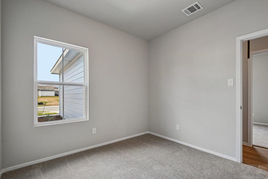 Spacious, unfurnished interior of a new home in Hymeadow, Maxwell (Image 22).