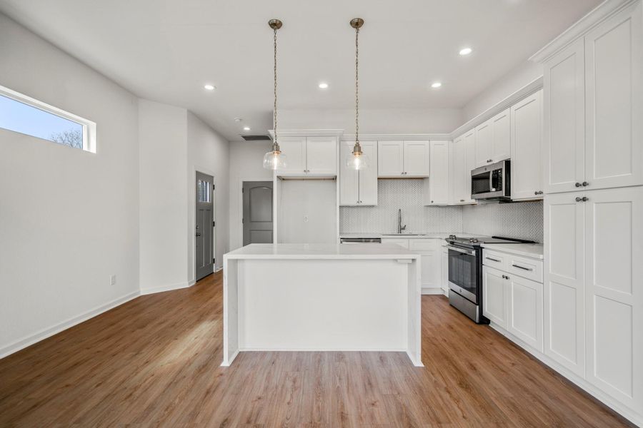 Furnished interior view inside a new home in , Houston (Image 4). Furnished interior view inside a new home in , Houston (Image 4).