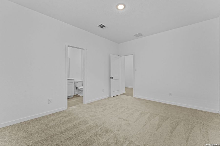 Spacious, unfurnished interior of a new home in Grace Valley, Marion (Image 22).
