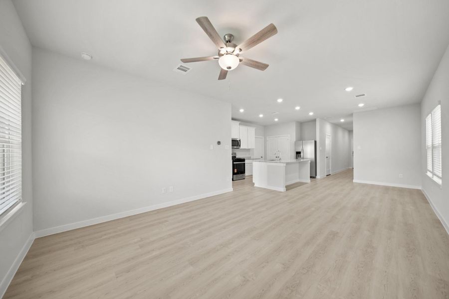 Spacious, unfurnished interior of a new home in Lexington Heights, Willis (Image 10). Spacious, unfurnished interior of a new home in Lexington Heights, Willis (Image 10).