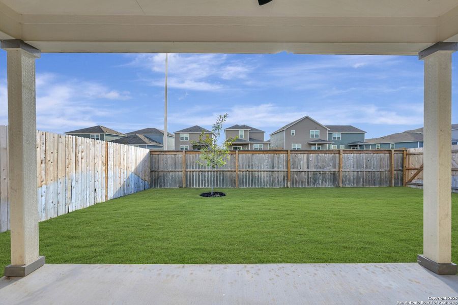 Exterior details and patio area of a home in Park Place, New Braunfels (Image 4).