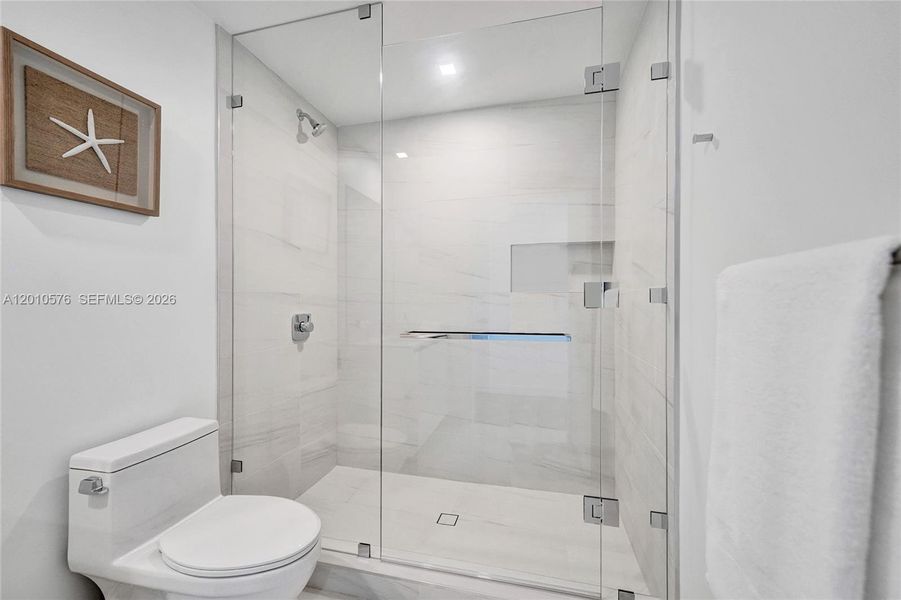 Furnished interior view inside a new home in , Pompano Beach (Image 62).
