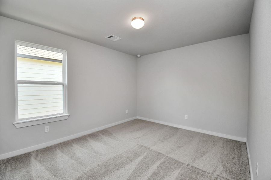 Spacious, unfurnished interior of a new home in Champions Oak, Houston (Image 15). Spacious, unfurnished interior of a new home in Champions Oak, Houston (Image 15).