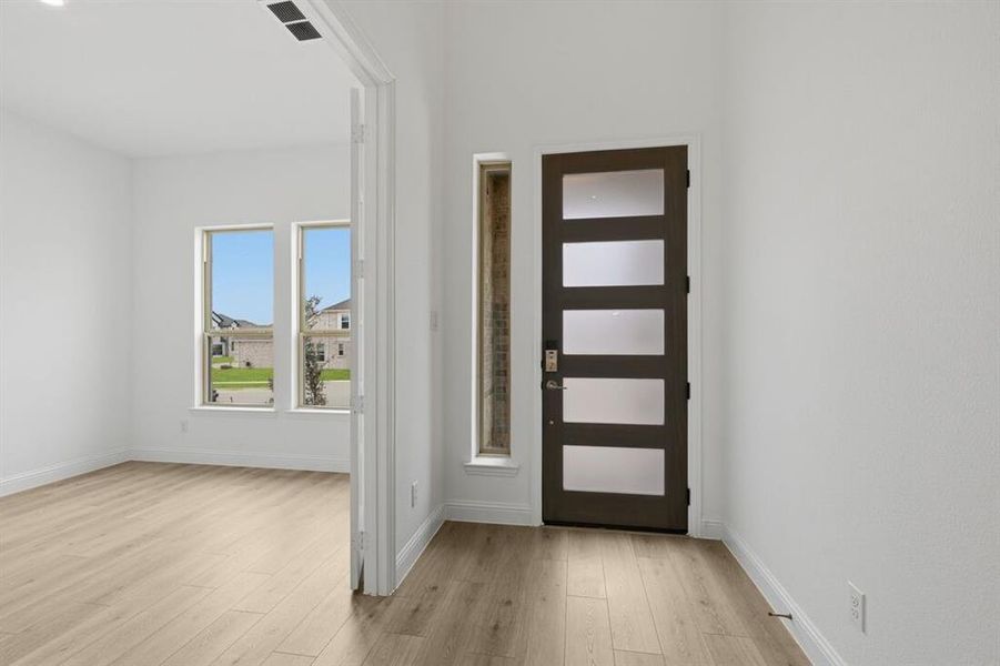 4208 Gladewater Avenue ~ Ready Now