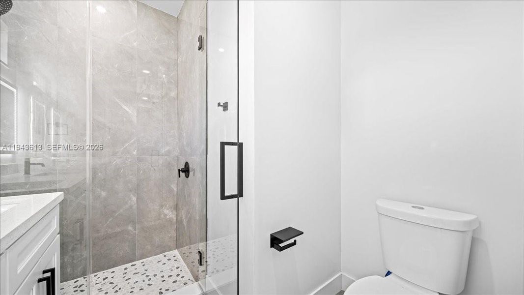 Furnished interior view inside a new home in , Cape Coral (Image 7).