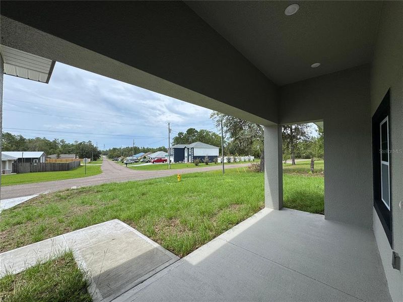 Exterior details and patio area of a home in , Citrus Springs (Image 30).