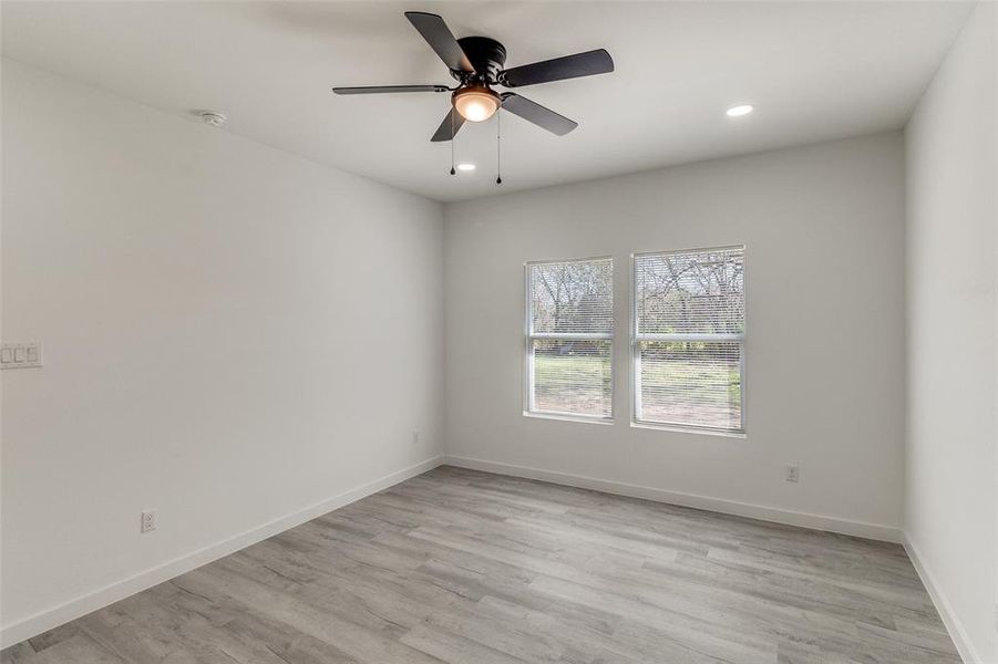 Spacious, unfurnished interior of a new home in , Dallas (Image 19).