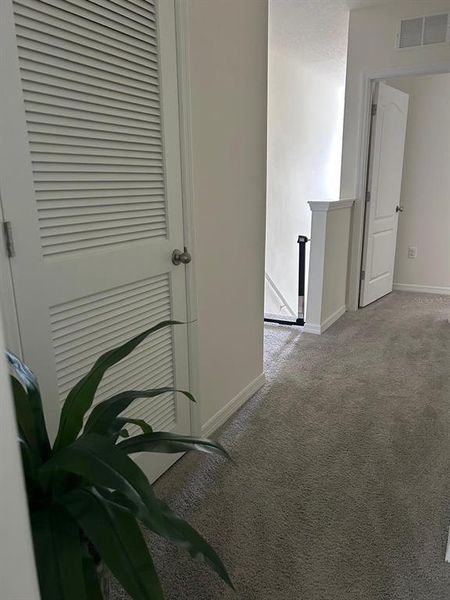Spacious, unfurnished interior of a new home in , Davenport (Image 13).