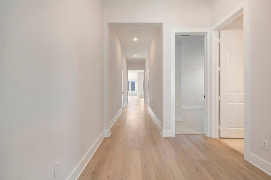 Spacious, unfurnished interior of a new home in Union Park, Little Elm (Image 11).