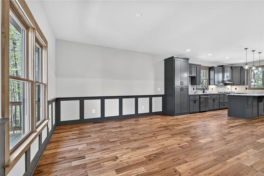 Image 53 of a home in .