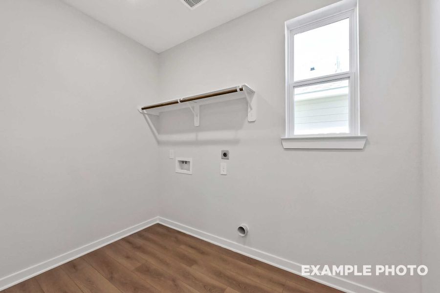 Representative unfurnished interior of a home built from the The Sequoia by Davidson Homes LLC in Sundance Cove, Crosby (Image 32).