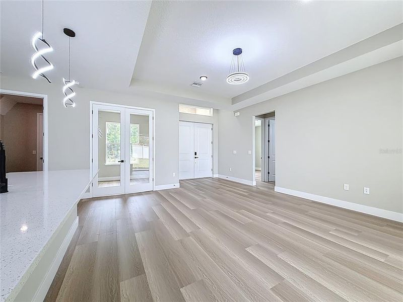 Spacious, unfurnished interior of a new home in , Citrus Springs (Image 53).
