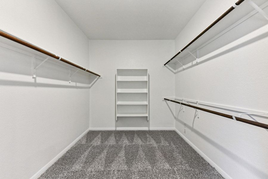 Large Primary Closet w/ built ins