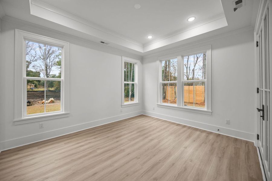 Spacious, unfurnished interior of a new home in , Johns Island (Image 23).