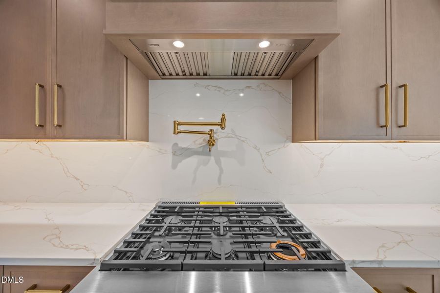 28-web-or-mls-IMG_1469 28-web-or-mls-IMG_1469