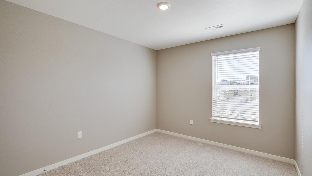 Spacious, unfurnished interior of a new home in Carriage Hills, Frederick (Image 24).