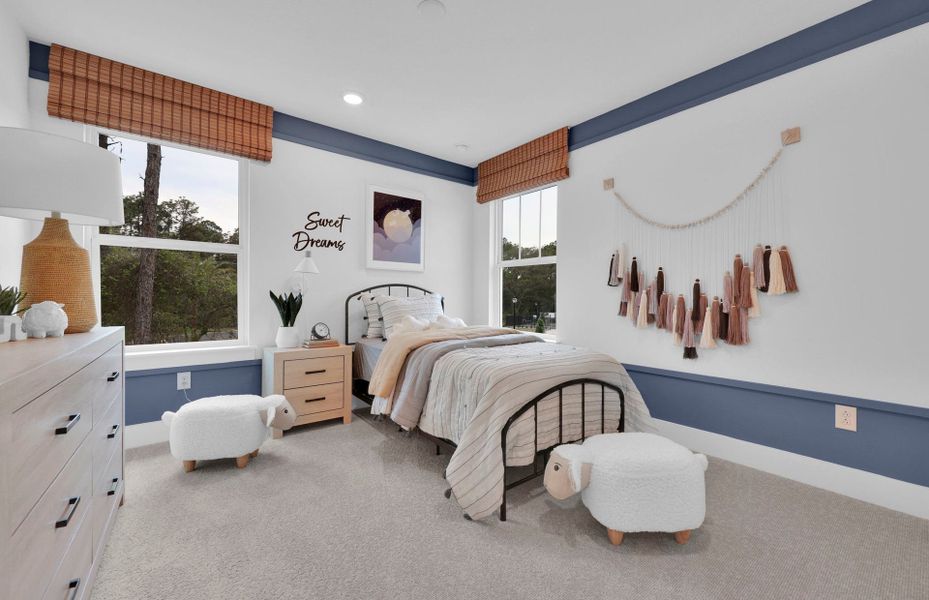 Representative furnished interior of a home built from the Merlot Grand by Pulte Homes in Terrapin Creek, Jacksonville (Image 15).