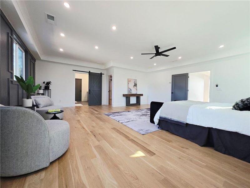 Furnished interior view inside a new home in , Atlanta (Image 51). Furnished interior view inside a new home in , Atlanta (Image 51).