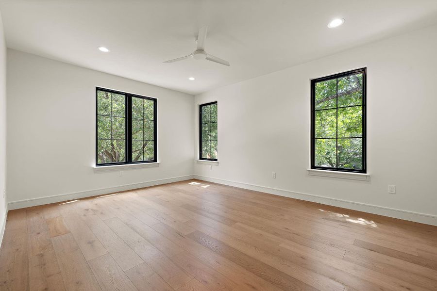 Spacious, unfurnished interior of a new home in , Austin (Image 21).