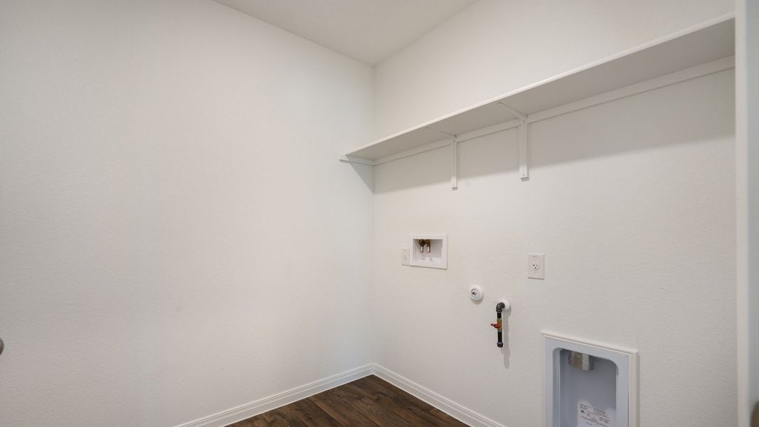 Spacious, unfurnished interior of a new home in Southgrove, Kyle (Image 20).