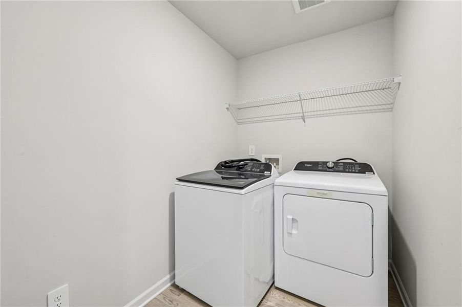Close-up of interior finishes inside a home in Hawthorne Station, College Park (Image 17).