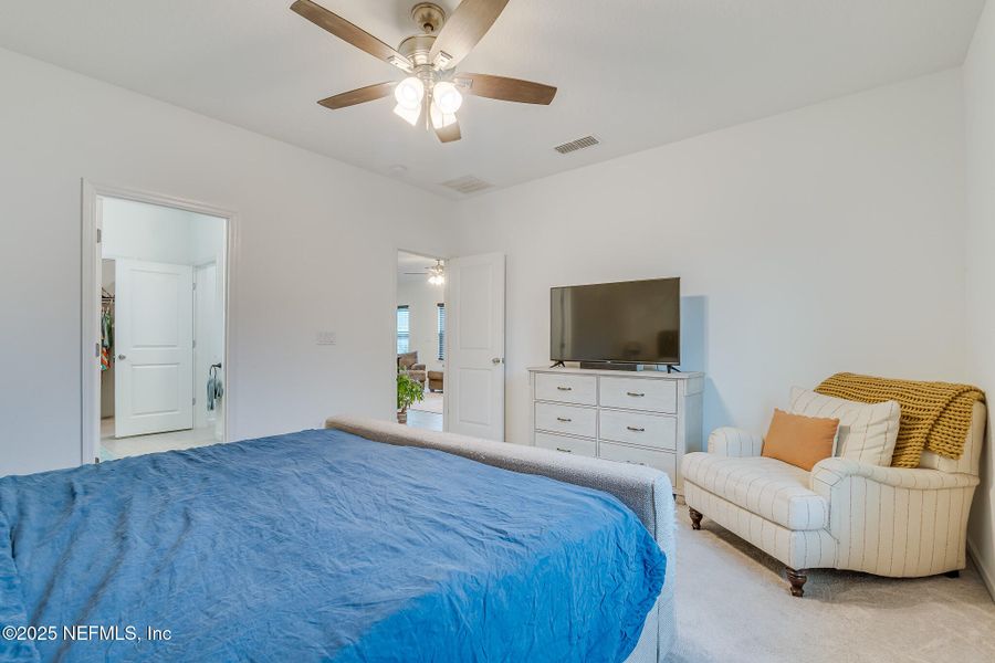 Furnished interior view inside a new home in St Augustine Lakes: St Augustine Lakes 40S, St. Augustine (Image 10).