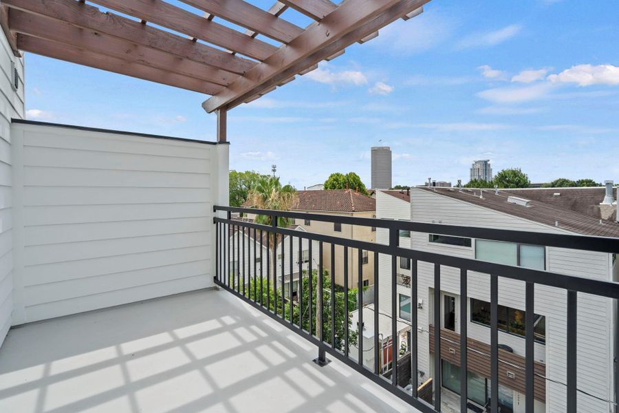 Exterior details and patio area of a home in , Houston (Image 18).