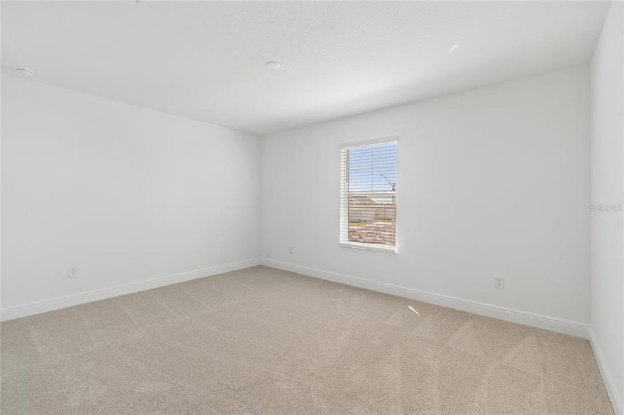 Spacious, unfurnished interior of a new home in SeaFlower, Bradenton (Image 18).