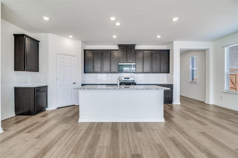 Furnished interior view inside a new home in Heartland, Crandall (Image 9).