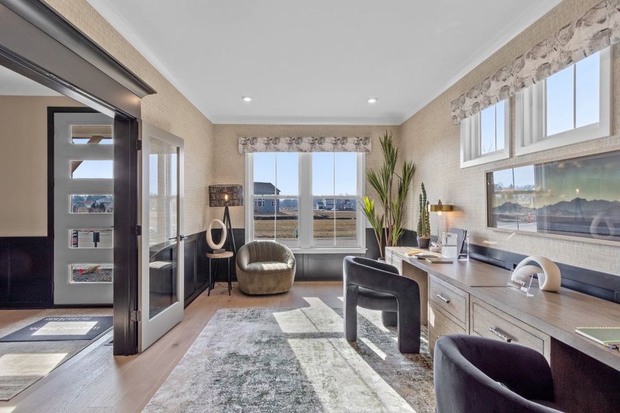 Representative furnished interior of a home built from the Huxley by Fischer Homes in Veranda Manor, Canton (Image 8).