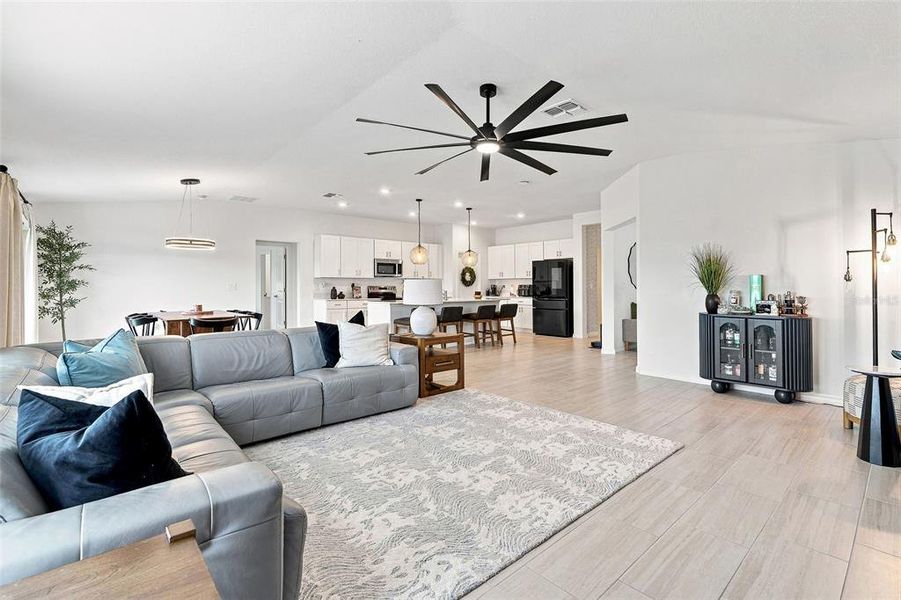 Furnished interior view inside a new home in Balm Grove, Wimauma (Image 16).
