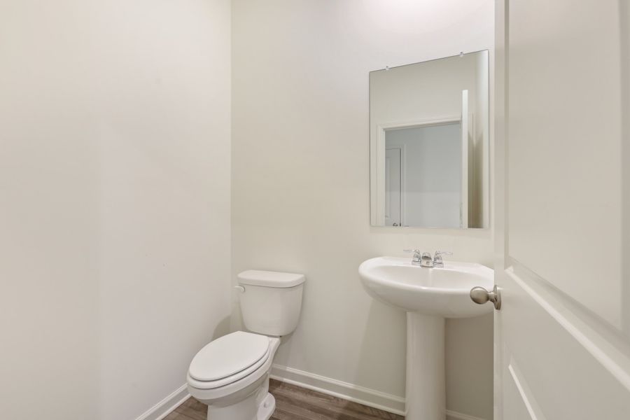 Representative furnished interior of a home built from the Echo by Starlight Homes in Chestnut Grove, Douglasville (Image 15).