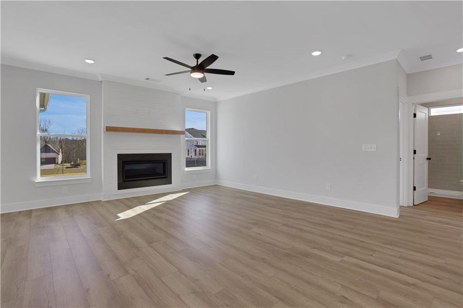 Spacious, unfurnished interior of a new home in Twin Lakes, Hoschton (Image 32).