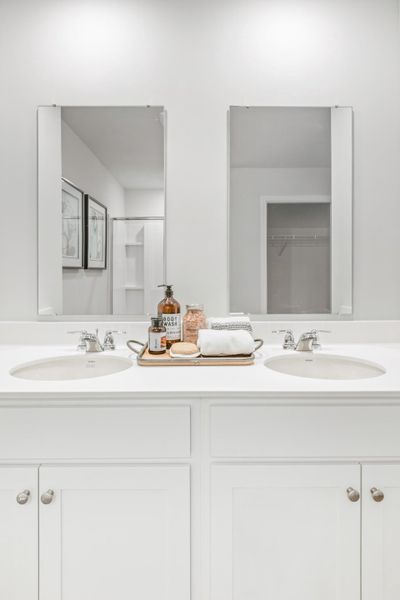 Close-up of interior finishes inside a home in Carolina Groves, Moncks Corner (Image 20).