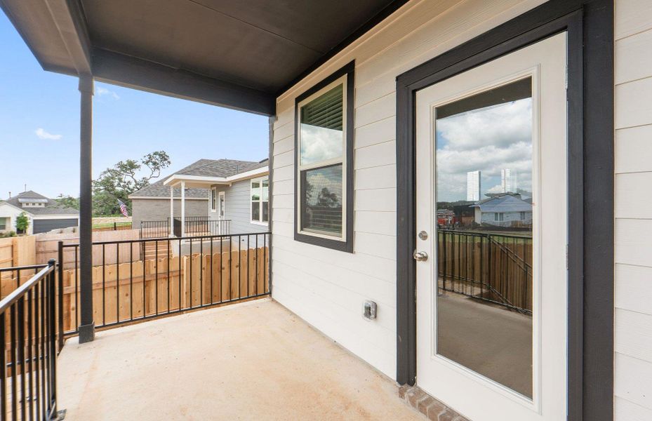 Exterior details and patio area of a home in La Cima, San Marcos (Image 22).