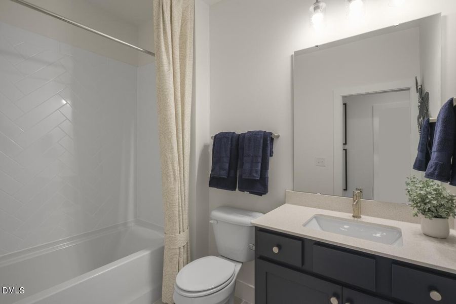 RDU_HighGroveOaks_Prescott_Model_Bath RDU_HighGroveOaks_Prescott_Model_Bath