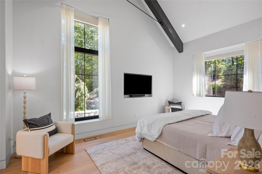 Furnished interior view inside a new home in , Lake Toxaway (Image 37). Furnished interior view inside a new home in , Lake Toxaway (Image 37).