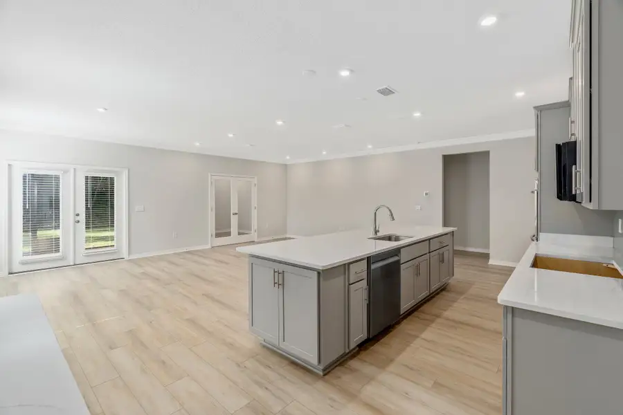 Representative furnished interior of a home built from the Drexel by Maronda Homes in Applewood Reserve, Lakeland (Image 18).