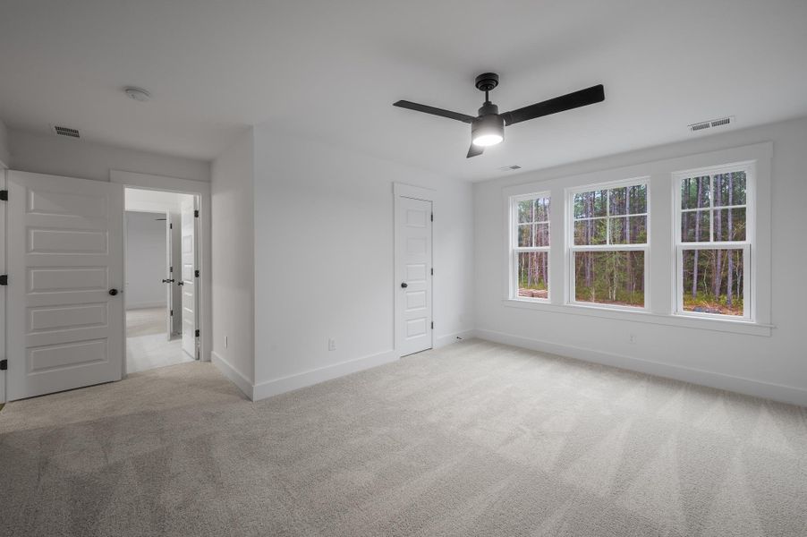Spacious, unfurnished interior of a new home in Huckleberry Estates, Conway (Image 25). Spacious, unfurnished interior of a new home in Huckleberry Estates, Conway (Image 25).