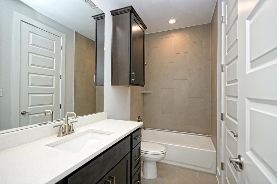 Furnished interior view inside a new home in Leander Estates, Leander (Image 6).