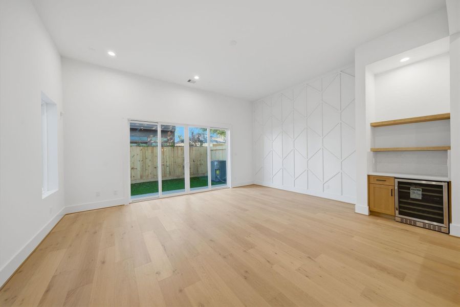 Spacious, unfurnished interior of a new home in , Houston (Image 37). Spacious, unfurnished interior of a new home in , Houston (Image 37).