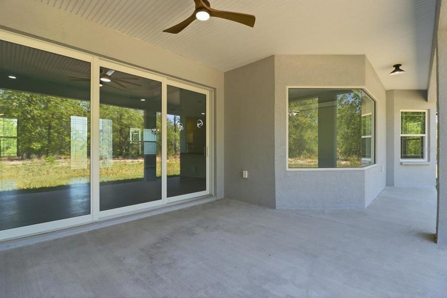 Exterior details and patio area of a home in , Beverly Hills (Image 25).