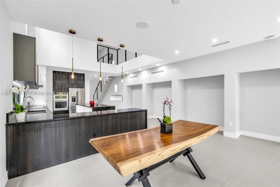 Furnished interior view inside a new home in , Fort Lauderdale (Image 9).